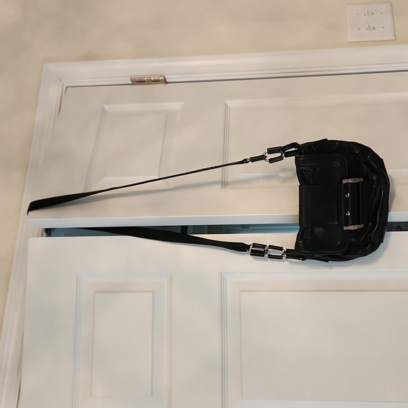 Michael Kors bag - Picture 1 of 4